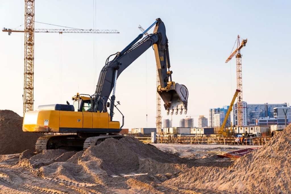 Trator em canteiro de obras